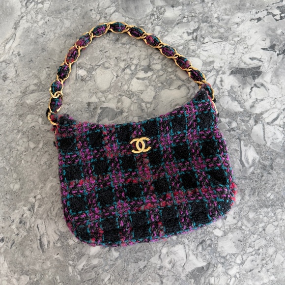 CHANEL Handbags - Chanel Tweed Shoulder Bag